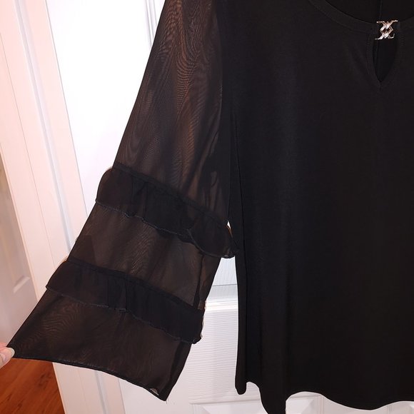 Dressy black top - Picture 3 of 5